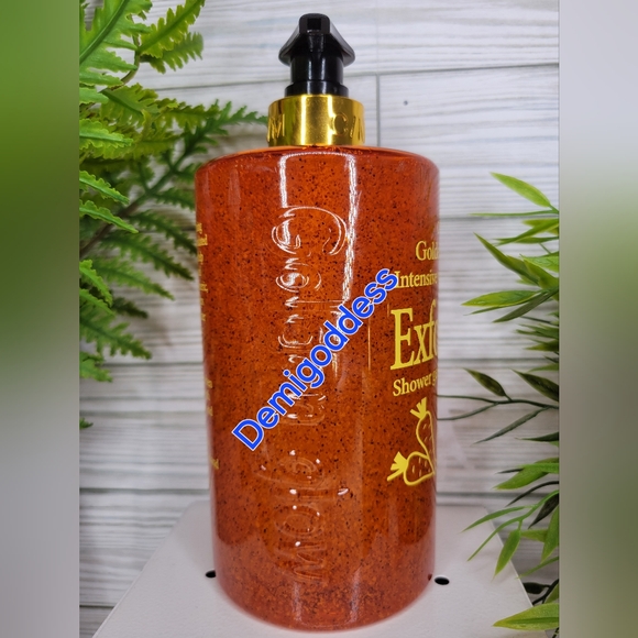 GoldenGlow Intensive Exfoliating Shower Gel 1000ml X1 - Picture 3 of 3